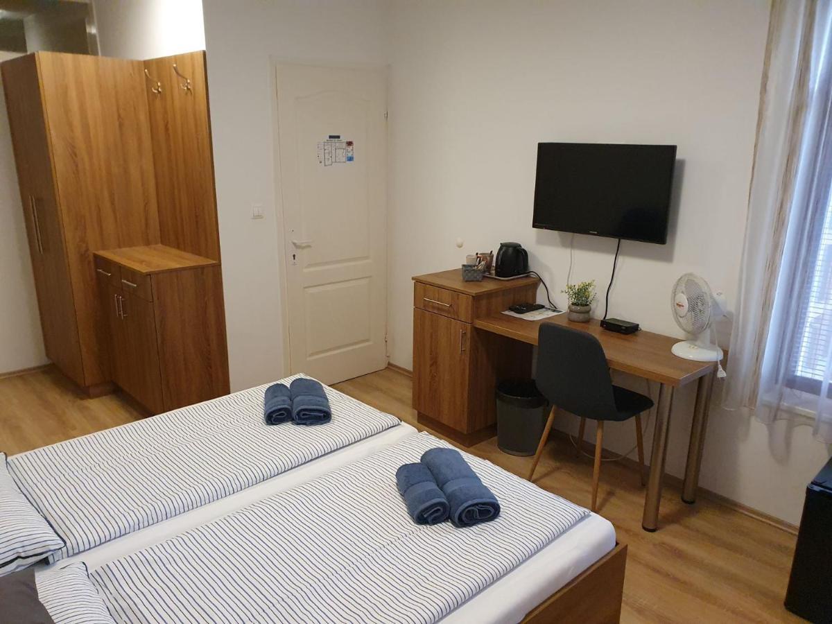 Citylife Rooms Mosonmagyaróvár エクステリア 写真